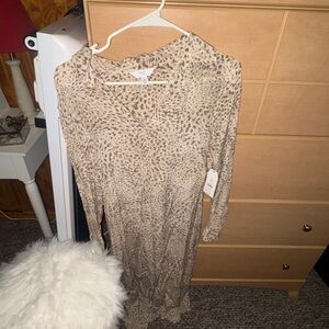 Time and Tru Animal Print Button-Up Blouse